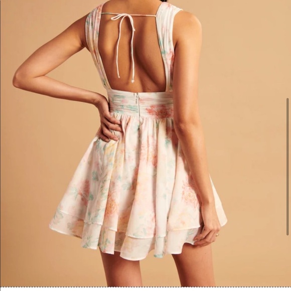 Abercrombie & Fitch drama mini dress - Picture 2 of 4